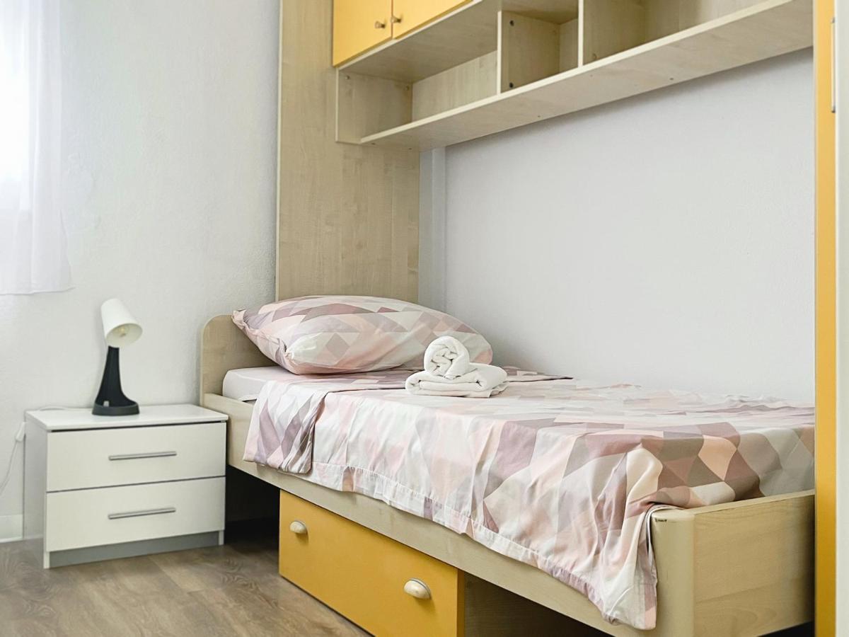 Luka III Apartment ชิเบนิก ภายนอก รูปภาพ